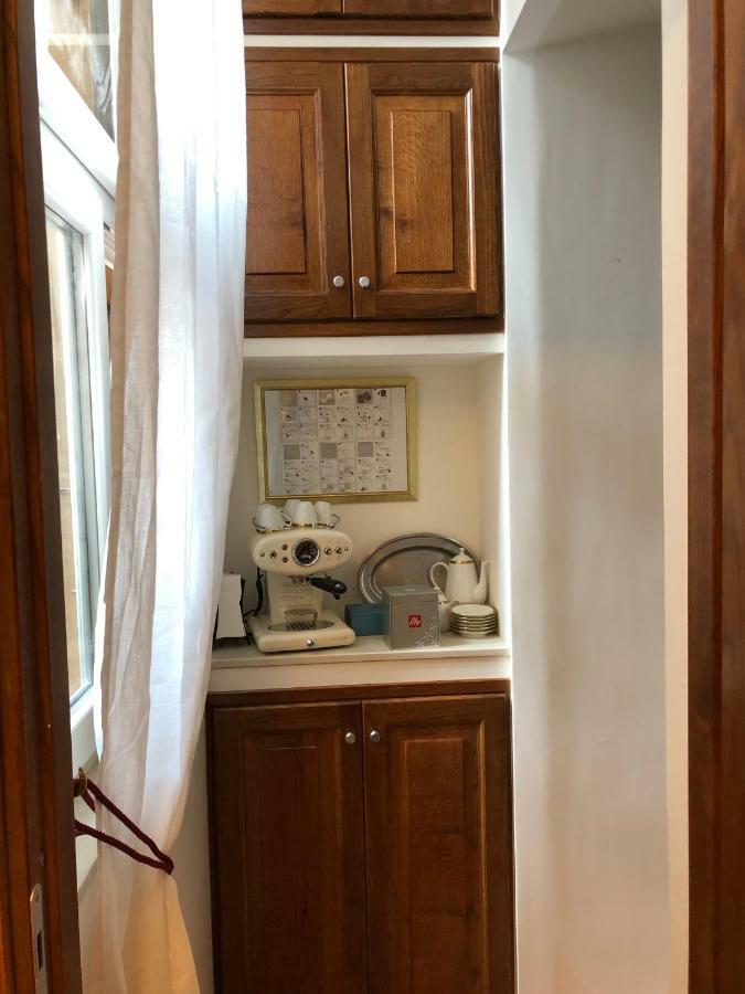 Visione Via Sant'andrea Delle Fratte, 36 Apartamento *